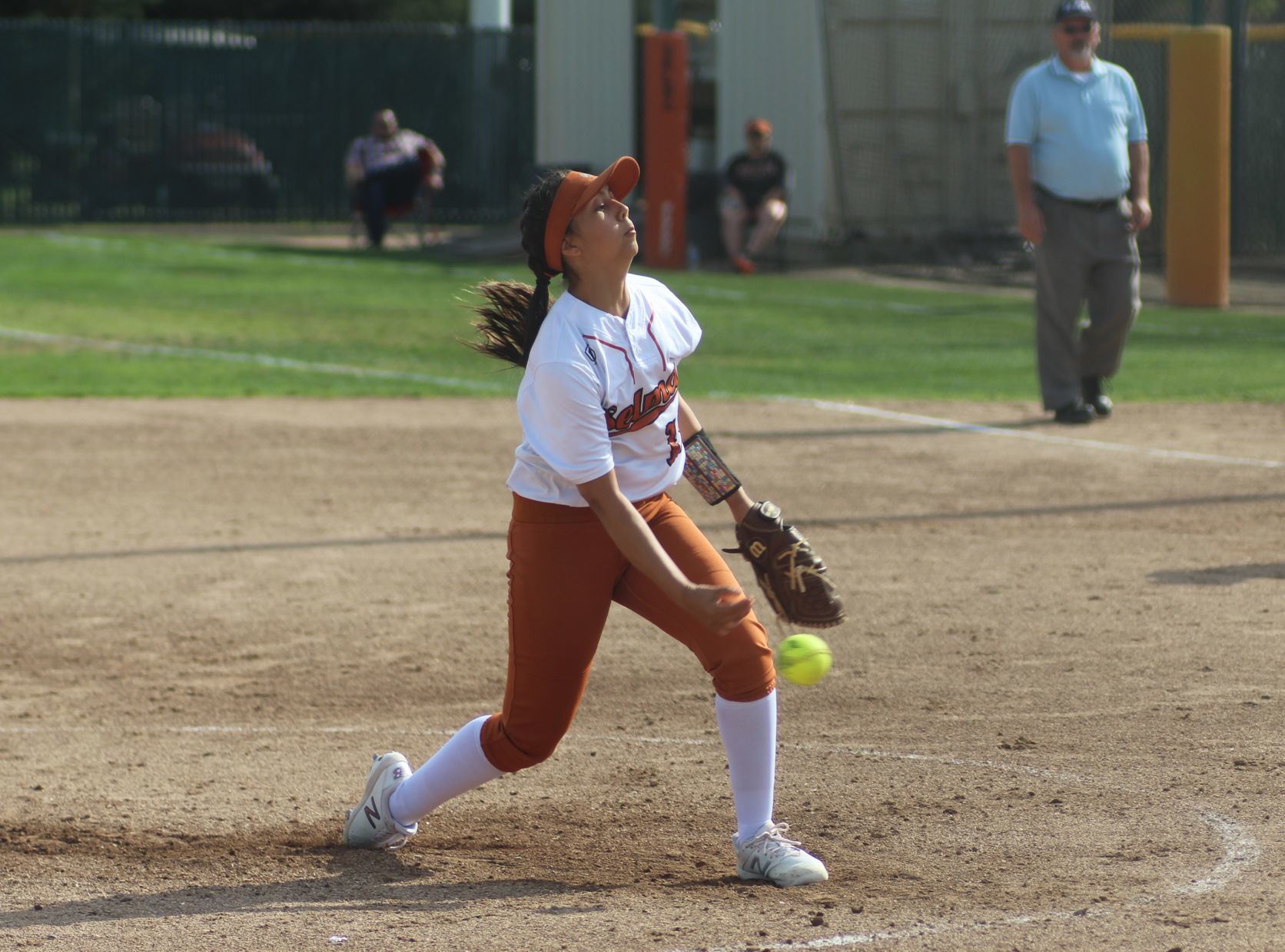 Kingsburg defeats Selma
